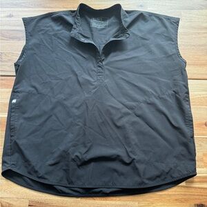 FIGS large black Freex Rafaela top